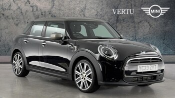 MINI Hatchback 1.5 Cooper Exclusive Premium 5dr Petrol Hatchback